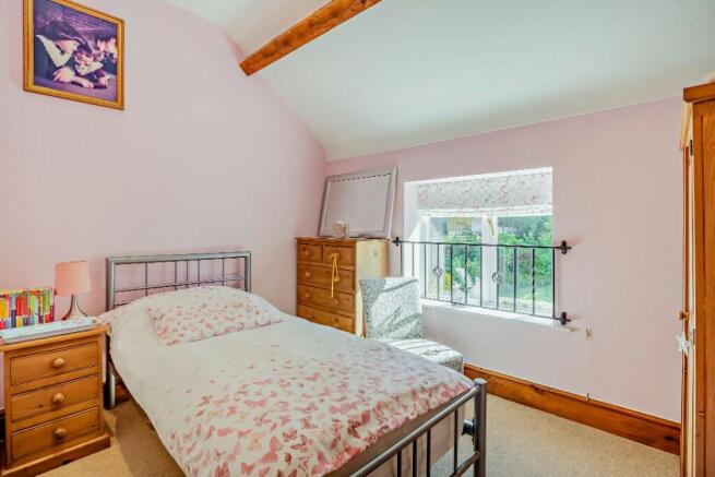 Fourth bedroom