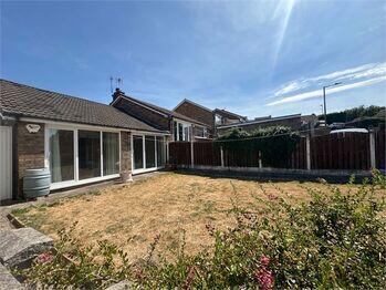 2 bed Semi-Detached Bungalow for sale Image 10