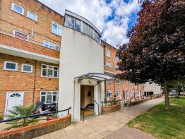 168, Frensham Drive, London SW15 3EG