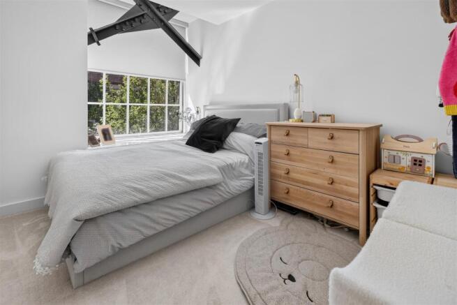2 bed Apartment for sale Image 10