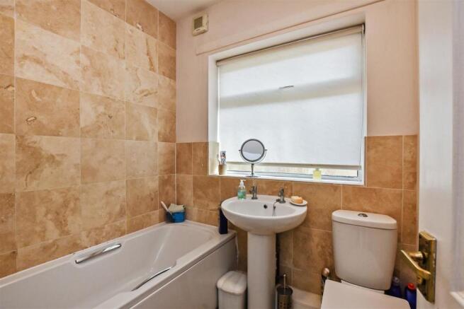 Bathroom.JPG