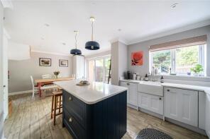43, Gardenia Drive, West End, Woking GU24 9XG