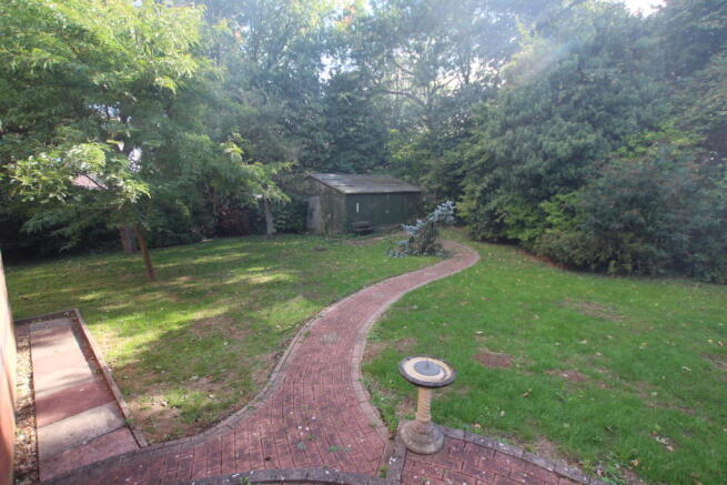 Photo 9