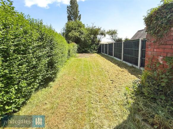 2 bed Terraced for sale Image 7