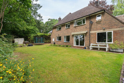Martineau Drive, Dorking