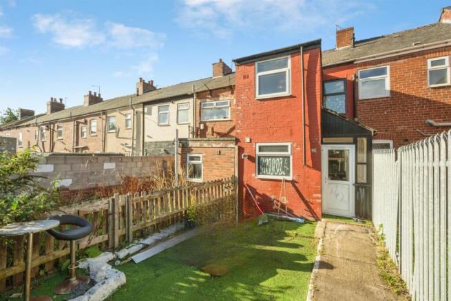 Co-Operative Street, Goldthorpe, Rotherham photo 4