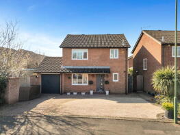 19, Meerhill Avenue, Monkspath, Solihull B90 4TU