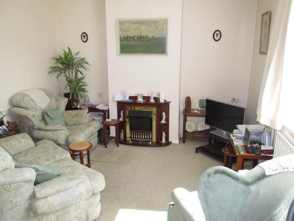 Sitting/Dining Room