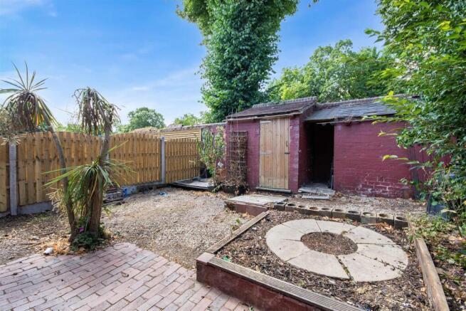 2 bed Semi-Detached for sale Image 11