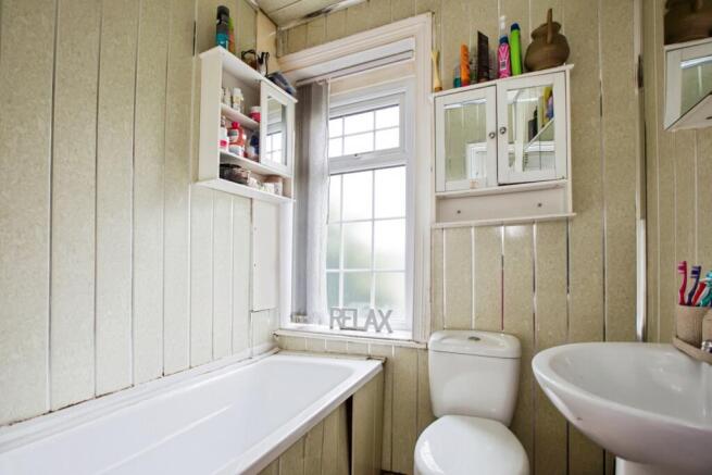 4 bed Terraced for sale Image 8