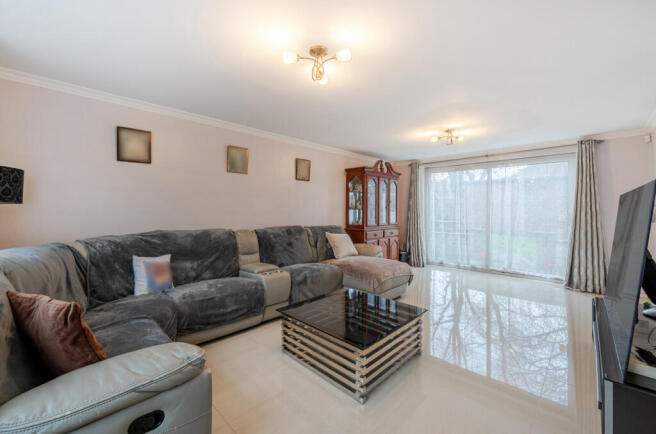 1395706-1-696630d...