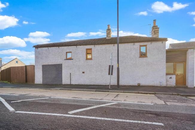 2 bed Cottage for sale Image 4