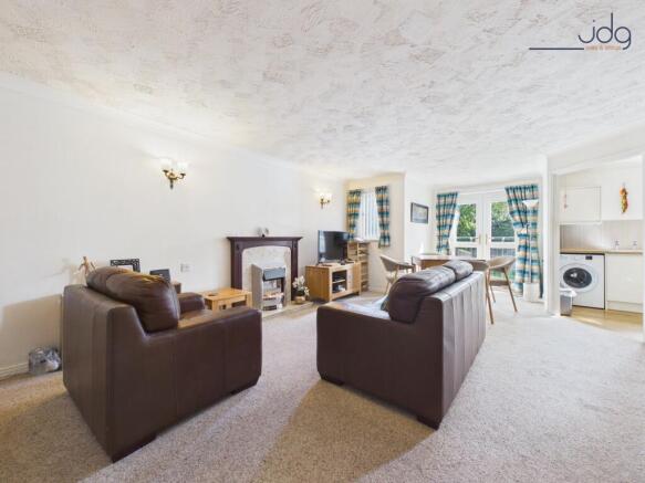 Open Plan Living with Canal Views
