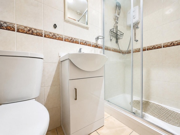 Shower Room/ WC