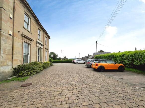2 bed Apartment for sale Image 11