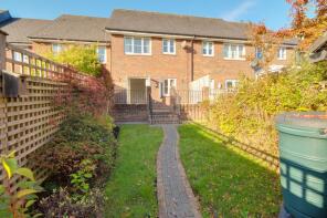 95, Gordon Road, Haywards Heath RH16 1EL