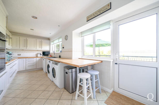 caf3500f-3277-49e...