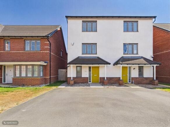 3 bed Semi-Detached for sale Image 6