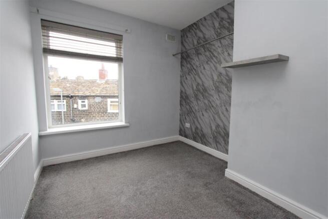 2 bed Detached to rent Image 5