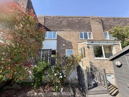 Langdale Gardens, Plymouth Extended three bedroom family home in a popular location.