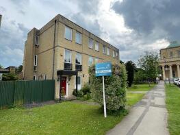 34, East Approach Drive, Cheltenham GL52 3JE