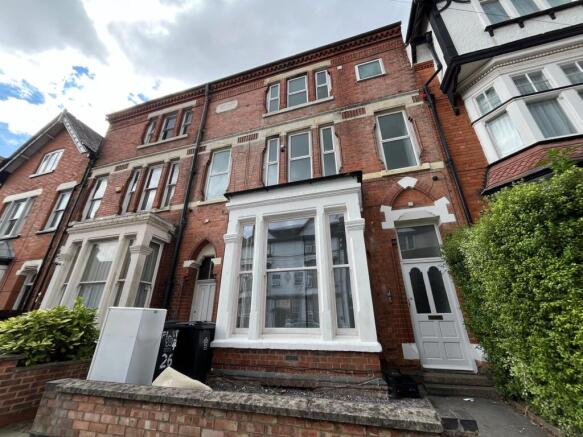 One Bedroom Flat on Westleigh Road