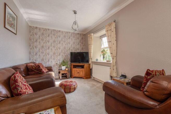 8 bed Detached for sale Image 6