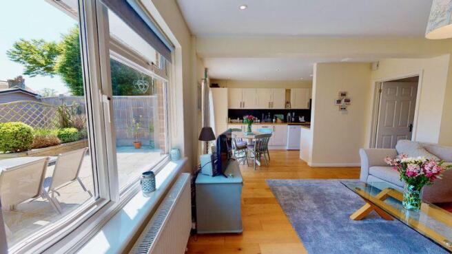Open plan Sitt...