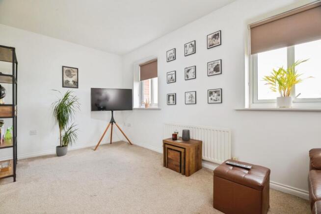 3 bed Terraced for sale Image 7
