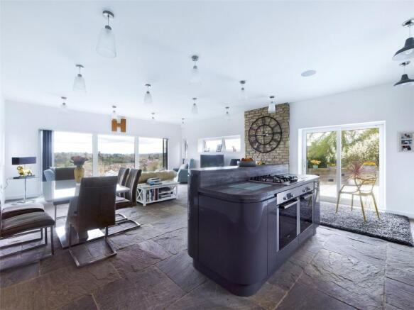 Kitchen/Living Area
