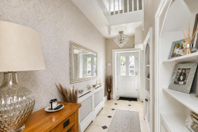 4 bed Detached for sale Image 4