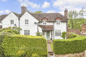 2, Duckings Cottages, Station Road, Hartfield TN7 4BS