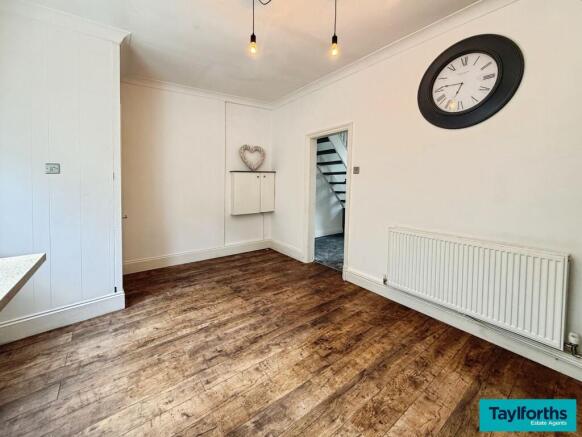 2 bed Terraced for sale Image 4
