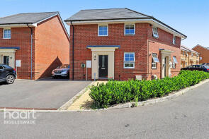 20, Belpaire Close, Henlow SG16 6GU