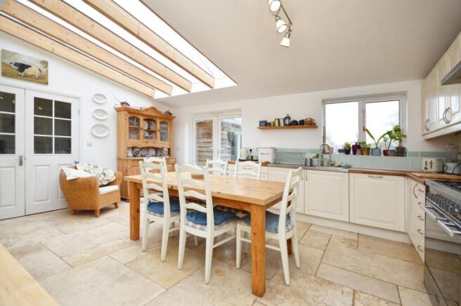 Kitchen/Breakfast Room