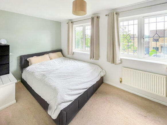 3 bed Semi-Detached for sale Image 11
