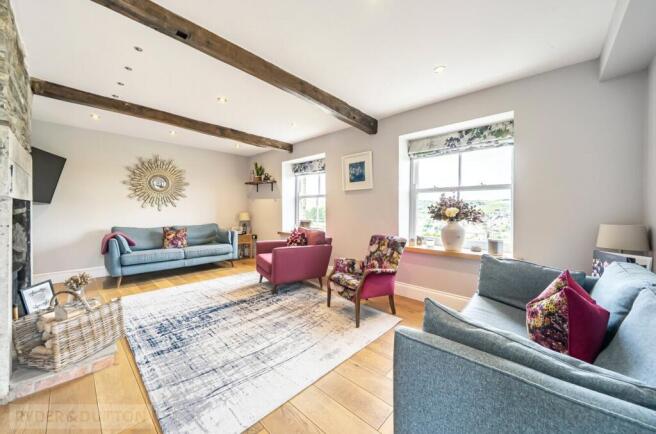 3 bed Semi-Detached for sale Image 10
