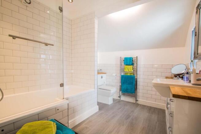 Bathroom.jpg