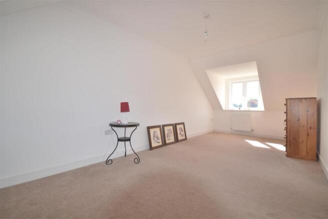 Bedroom 2.JPG