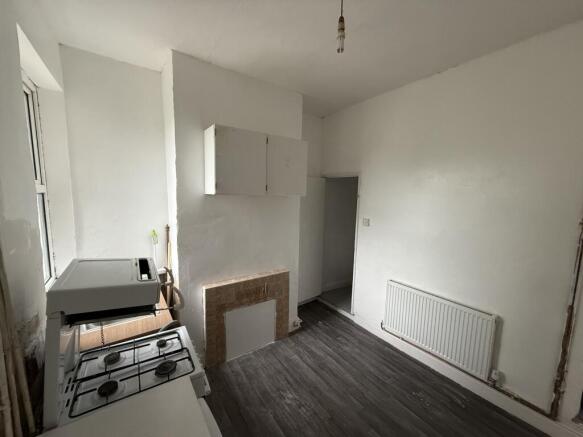 12 Antill Street, Stapleford, Nottingham, Nottinghamshire NG9 7FT photo 4