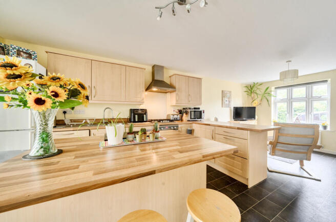 Chancellors Road, Aylesbury, Buckinghamshire photo 4