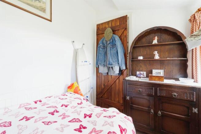 2 bed Terraced for sale Image 12