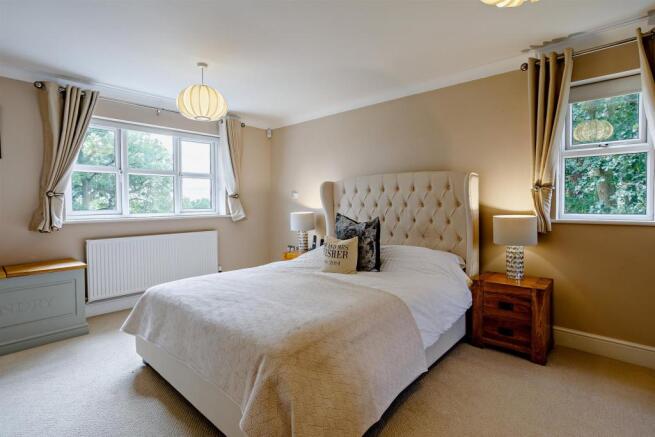 8428151-interior33-800.jpg