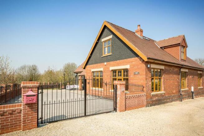 Frontage & Driveway