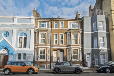 Lower Maisonette, 4 South Terrace, Hastings, TN34 1SA