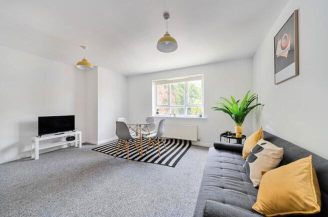 1298660-10-6836e0f2a73c6