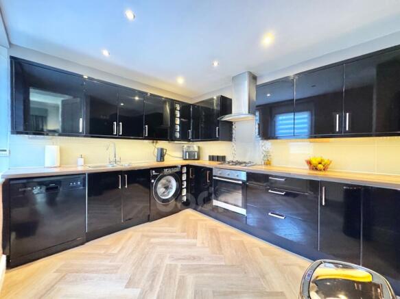 Muirend Street, Kilbirnie kitchen