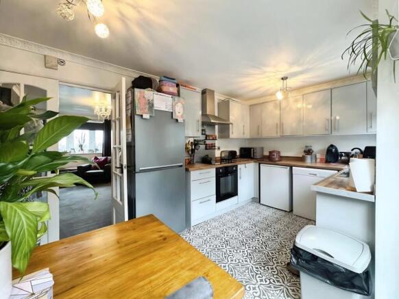 Oak Park Rise, Barnsley photo 4