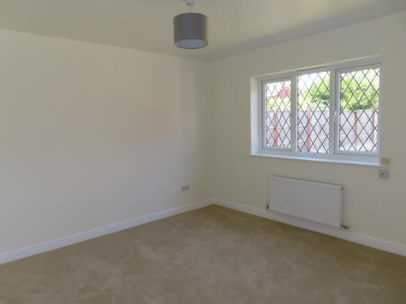 2 bed Detached Bungalow for sale Image 11