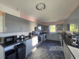 Winterbourne Cottage, Landscore Close, Teignmouth TQ14 9LD